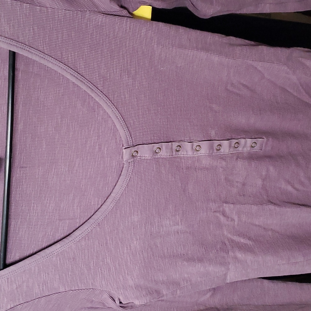 Xs universal life long sleeve tee